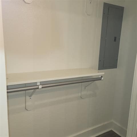 Building Photo - 410 SW 3rd St