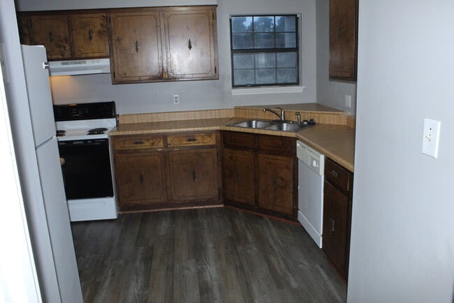 Building Photo - Heart of Evans Ranch Home