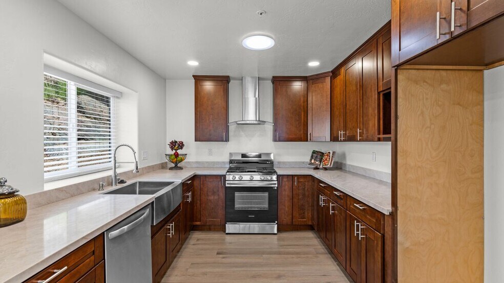 Building Photo - 1604 San Miguel Ave