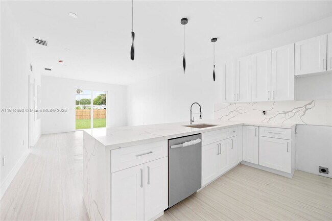 Building Photo - 10745 SW 217th St