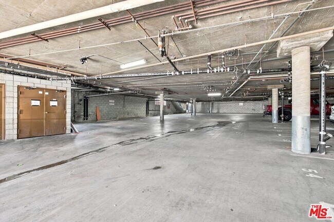 Building Photo - 3600 Bagley Ave