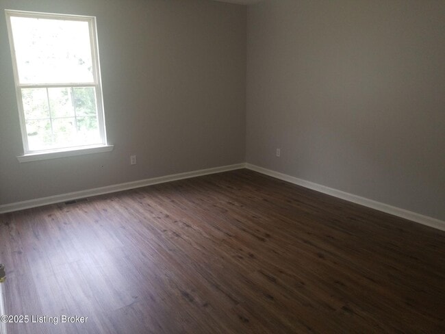 Building Photo - 737 Andra Dr