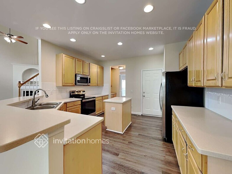 Building Photo - 212 Alnwick Ln