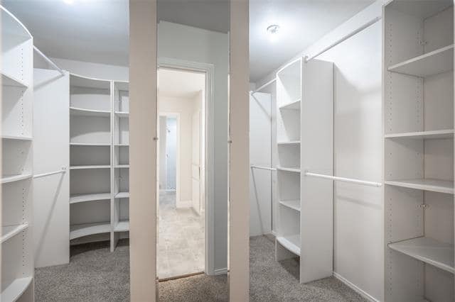 Building Photo - 2813 Glen Forest Ln