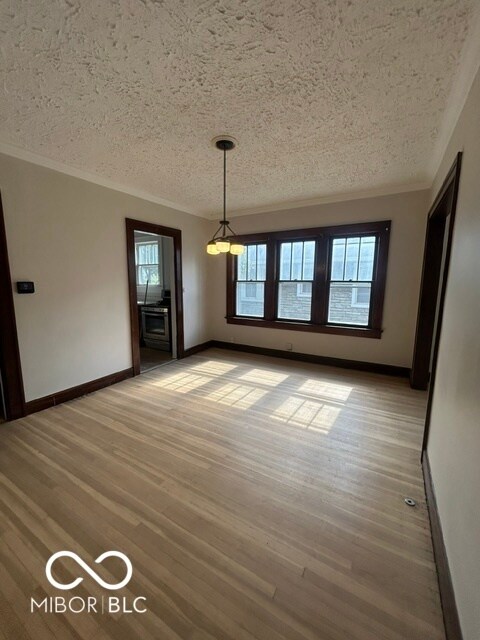 Building Photo - 811 Dequincy St