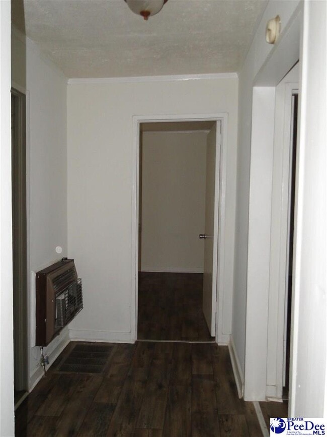 Building Photo - 848 Lynwood Dr