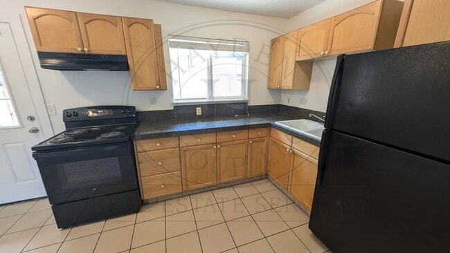 Building Photo - Single-story Duplex in Sherwood