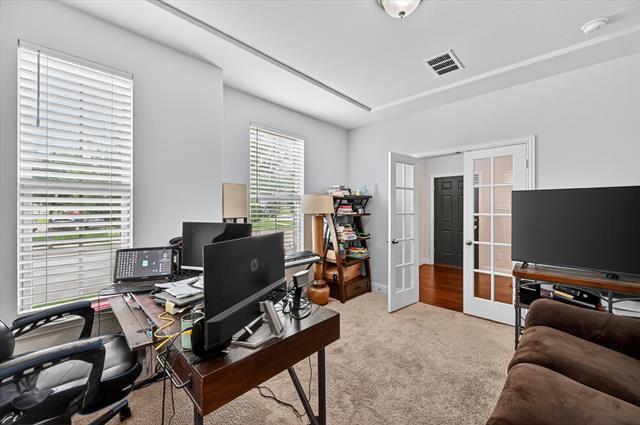 Building Photo - 7213 Willow Thorne Dr