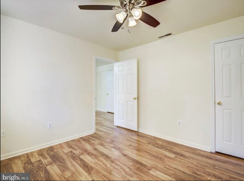 Building Photo - 345 Oakdale Pl NW