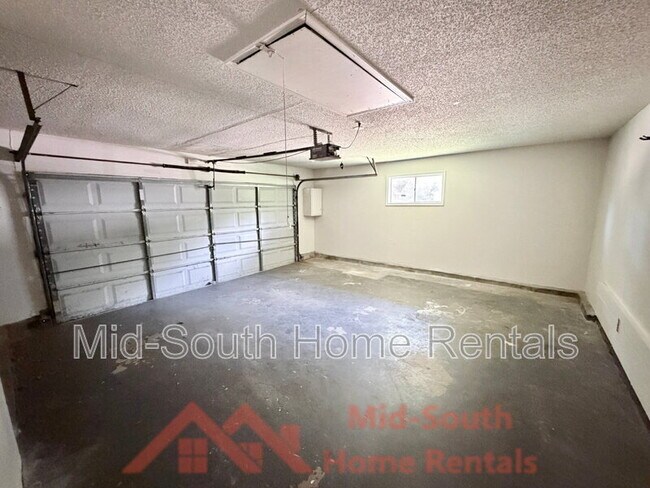 Building Photo - 2373 W Monica Dr