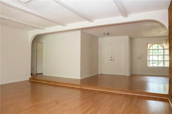Building Photo - 1701 SW 75th Terrace