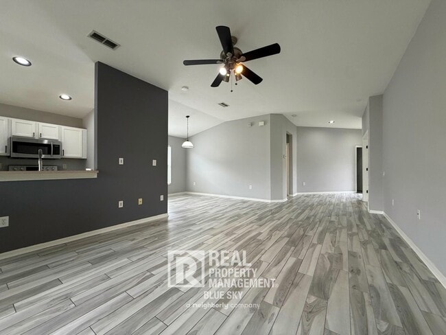 Building Photo - 5238 Gato Del Sol Cir