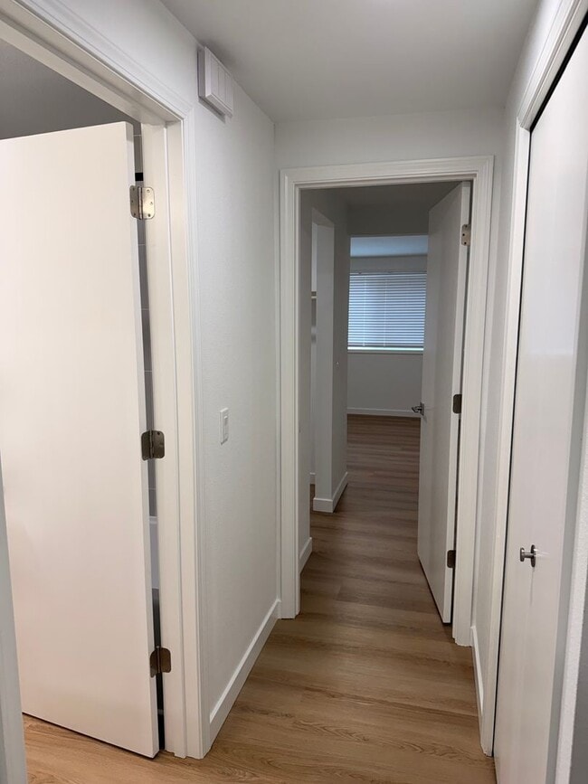 Building Photo - K14111 A &amp; B