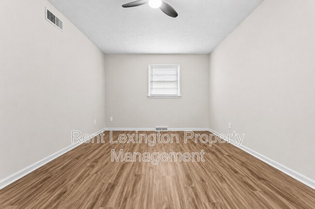 Building Photo - 3330 Tisdale Dr