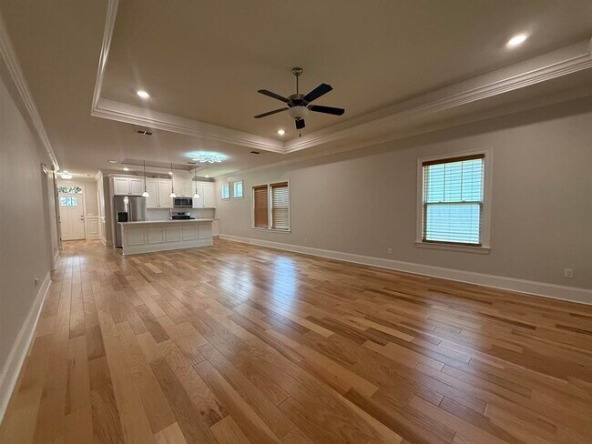 Building Photo - 855 Avery Park Dr