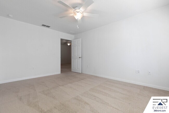 Building Photo - 6 Unison Ct