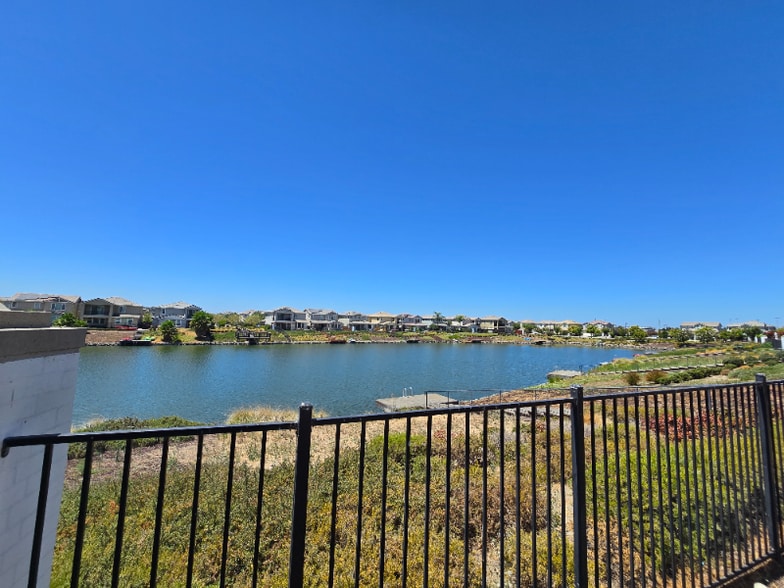 Building Photo - 18025 Amador Dr