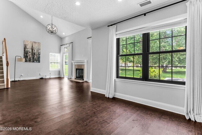 Building Photo - 141 Old Orchard Ln
