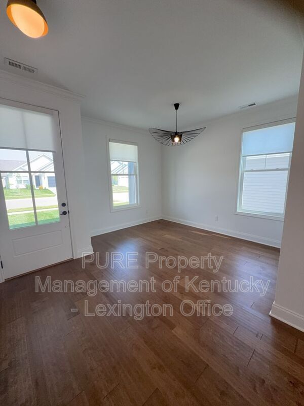 Building Photo - 1089 Squirrel Nest Ln