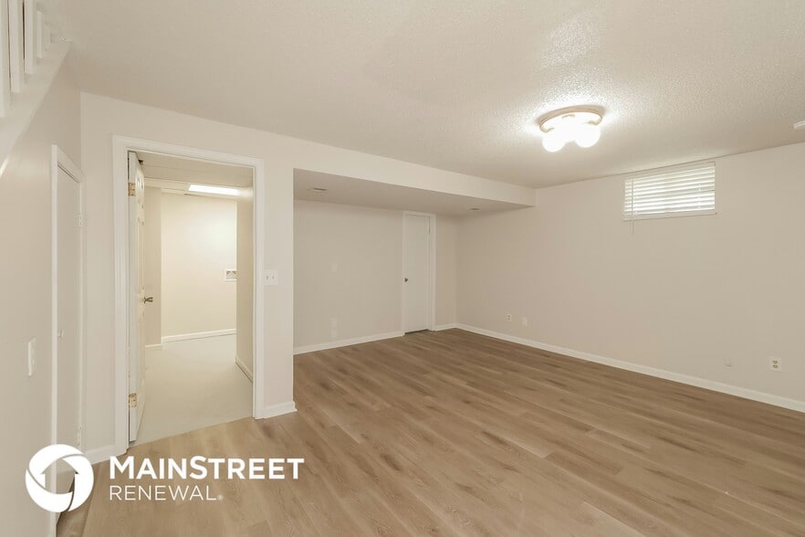 Building Photo - 6920 N Mercier St