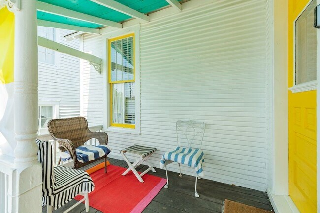 Building Photo - 1512 38th St