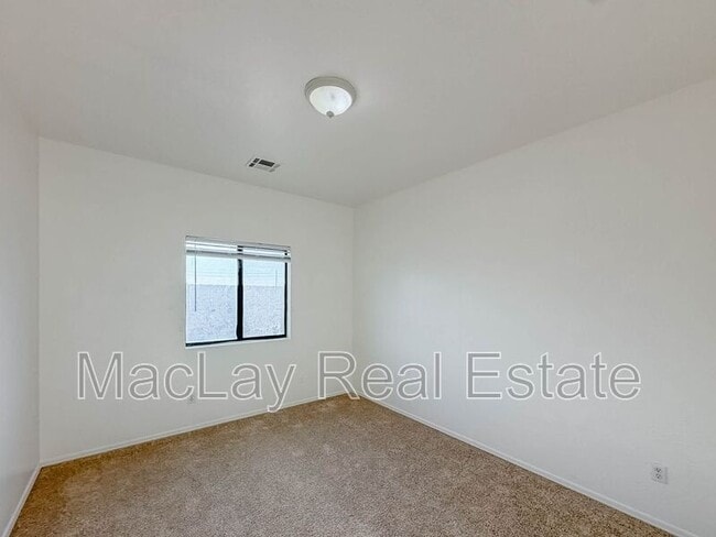 Building Photo - 1308 W Fremont Rd.