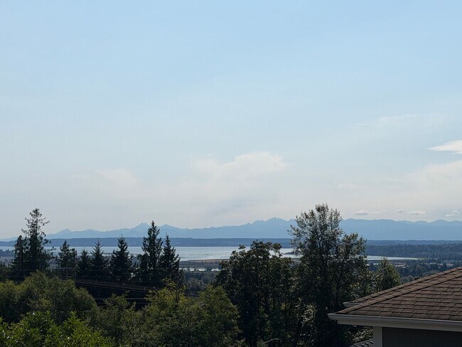 Building Photo - Military Discount - Please Inquire! ~ Whiskey Ridge View Home | 5 Bed + Bonus Living Space with O...