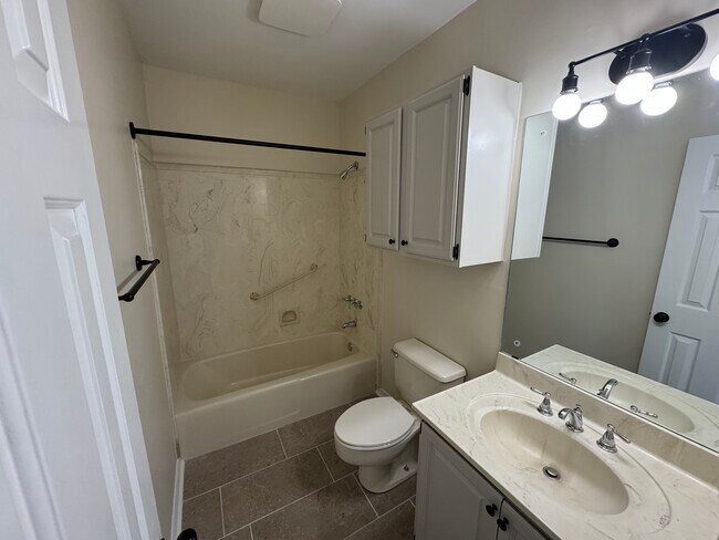 Building Photo - 500 Northpointe Pkwy