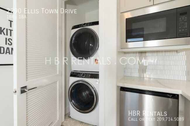 Building Photo - 2290 Ellis Town Dr