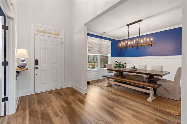 Building Photo - 409 Carmichael Cir
