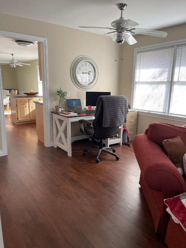 Building Photo - 298 Cranbrook Dr