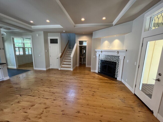 Building Photo - 3 Bed/2.5 Bath In The Heart of NW Crossing - Sacagawea