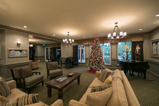 Building Photo - 404 Kelly Plantation Dr