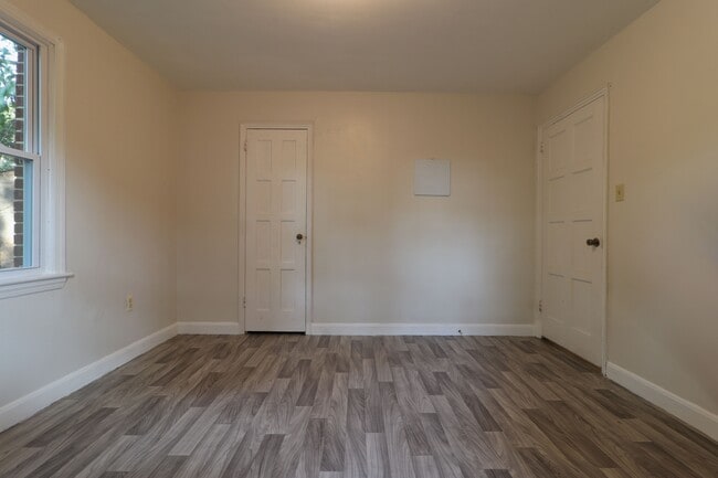 Building Photo - 6838 Barton Rd