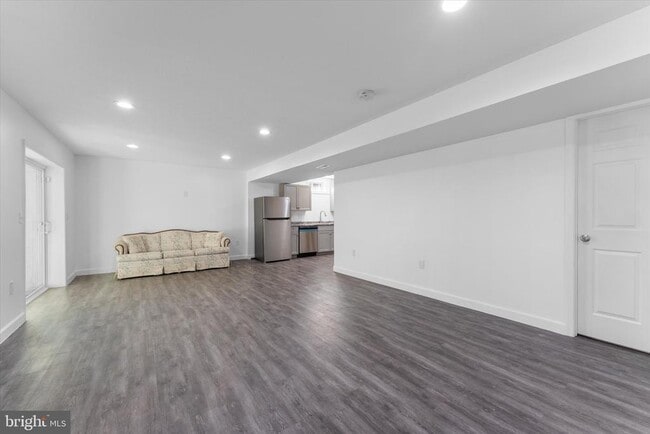 Building Photo - 217 Bridgewater Dr