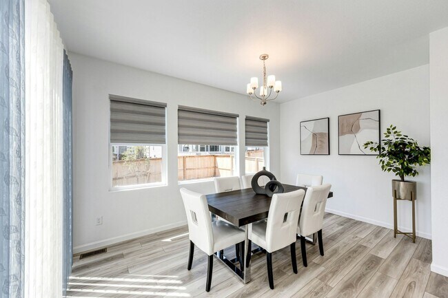 Building Photo - 17606 Dandy Brush Dr