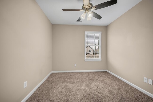 Building Photo - 1911 9th Ave N