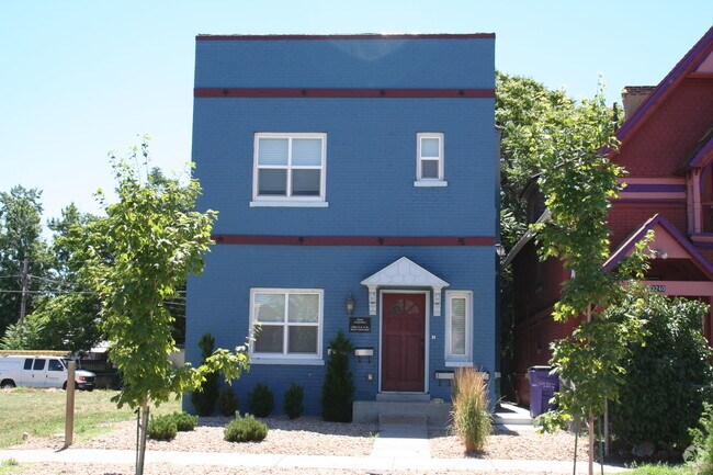 Building Photo - 3244 Arapahoe St