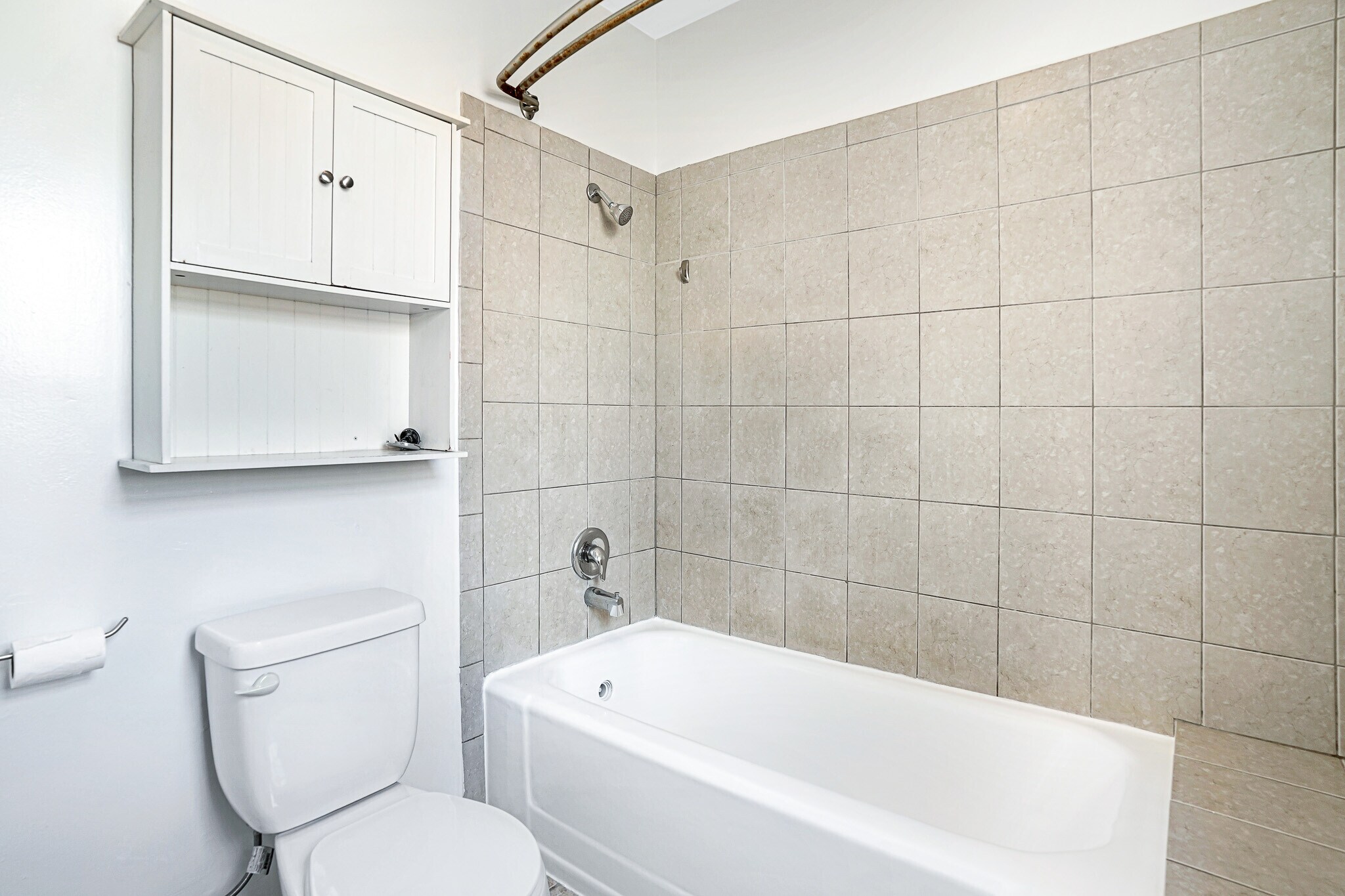 Building Photo - 615 N Coronado St