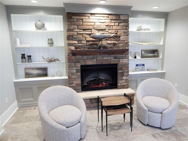 Building Photo - 725 Harbor Watch Dr