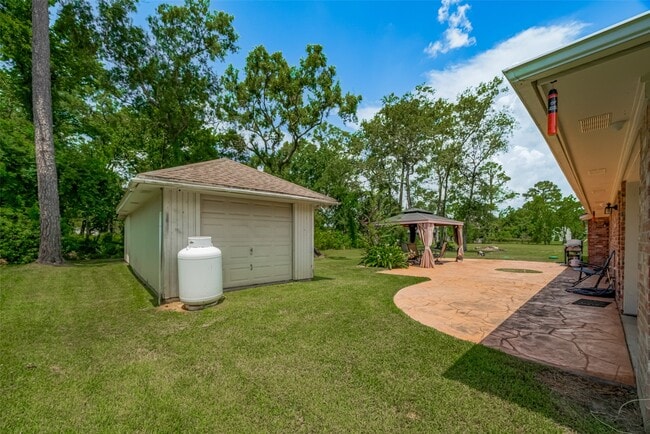 Building Photo - 109 Fox Hollow Dr