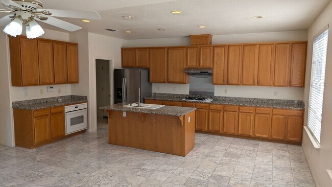 Building Photo - 4-Bedroom Danville Home in Quiet Cul-De-Sac | Prime Tassajara Location Top Schools