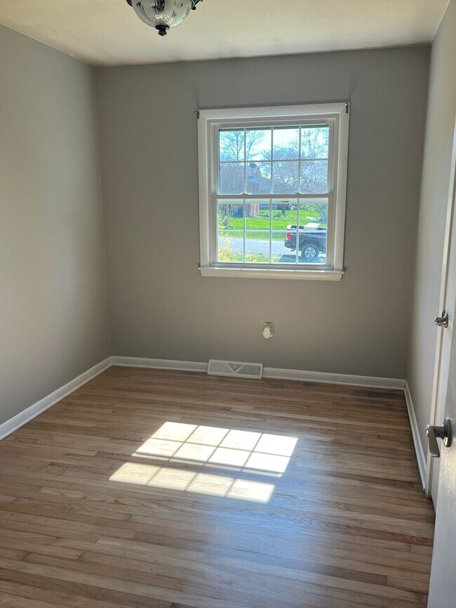 Building Photo - Home for rent in Weyers Cave