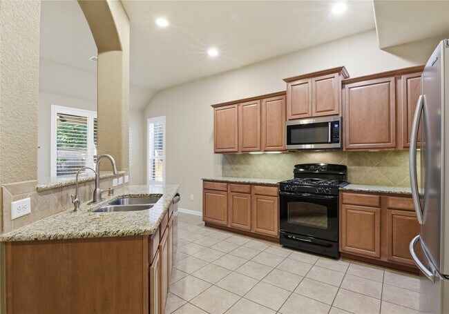 Building Photo - 114 Forest Elk Pl