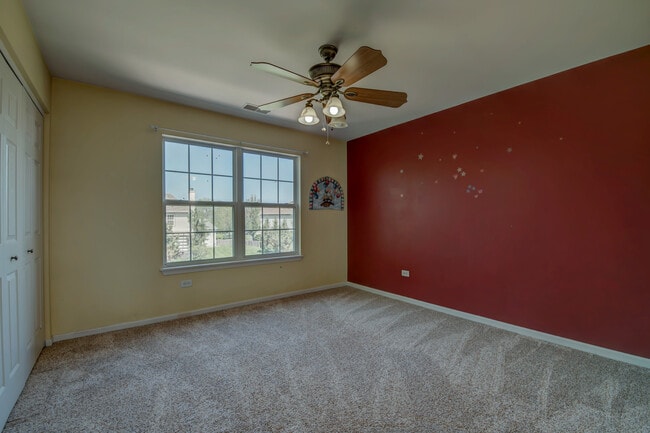 Building Photo - 860 Spring Creek Cir