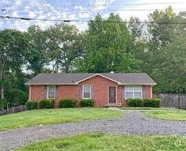 Building Photo - 403 Corinne Cir