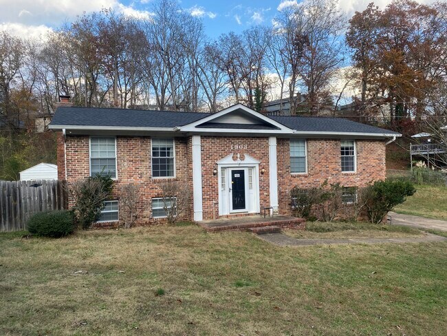 Primary Photo - 1903 Preswood Dr