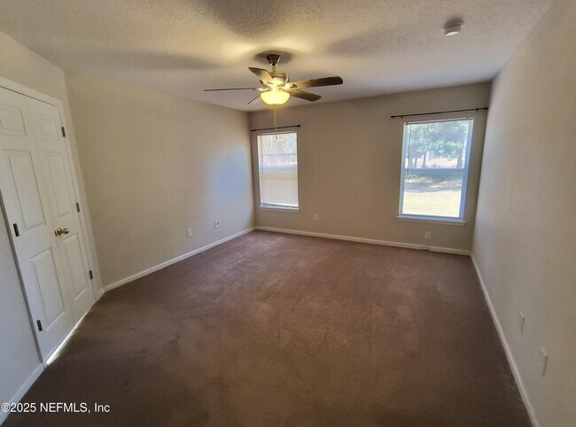 Building Photo - 6781 Plum Lake Dr N