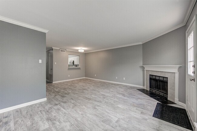 Building Photo - 6406 Ferris Dr