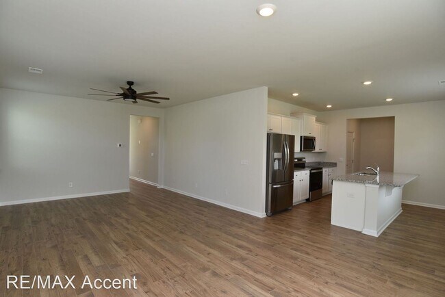 Building Photo - 4 br, 2.5 bath House - 192 Coby Lane